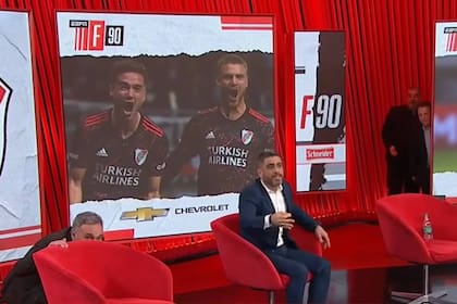 Bulos explotó y sus compañeros abandonaron el estudio