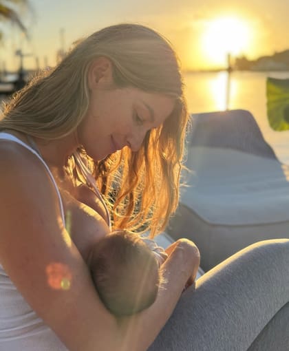 Bündchen disfrutando de un momento de conexión con su hijo