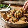 Buñuelos de acelga perfectos: la fórmula para que salgan crujientes y livianos