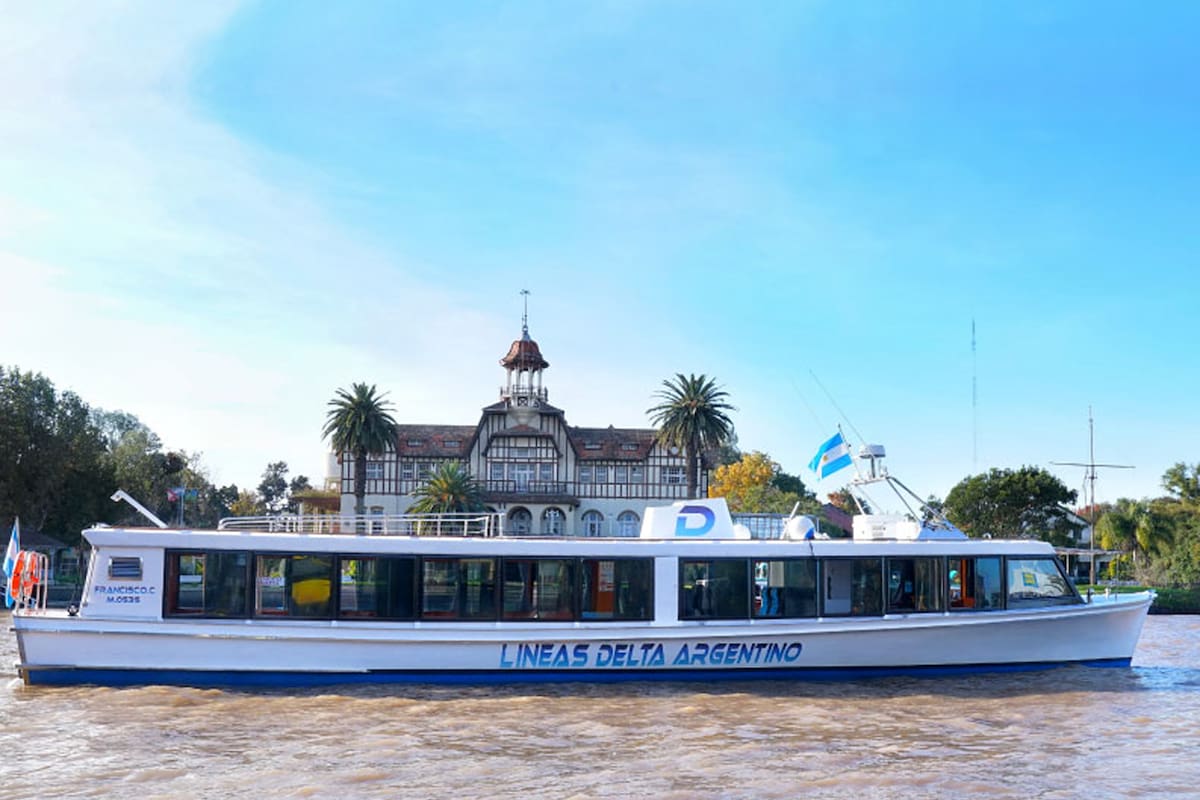 Buquebus; tigre;Líneas Delta Argentino