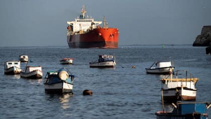 Buques en el estrecho de Ormuz