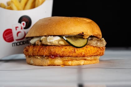 Burger de queso halloumi de B Moodie, en Palemro