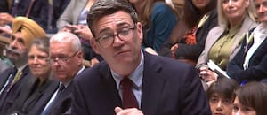 El primer ministro de Reino Unido dijo que serán “implacables” en la defensa de los isleños en Malvinas