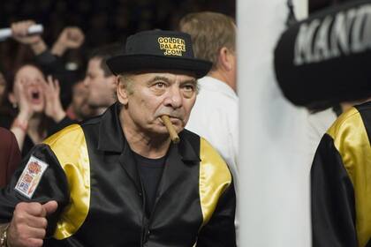 Burt Young en el rol de Paulie, el cuñado y mejor amigo de Rocky Balboa