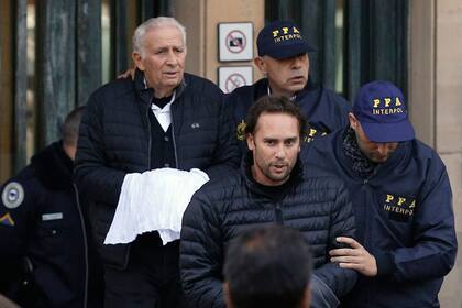 Burzaco y los Jinkis, imputados por supuesto lavado de dinero