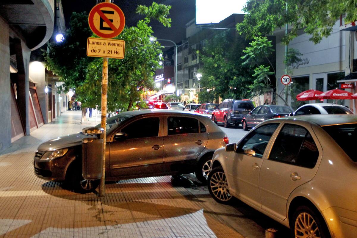Buscan evitar conflictos por el estacionamiento