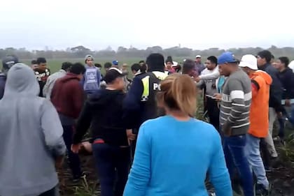 Unas 500 personas participaron de la cacería y linchamiento del sospechoso de matar a una nena de 9 años