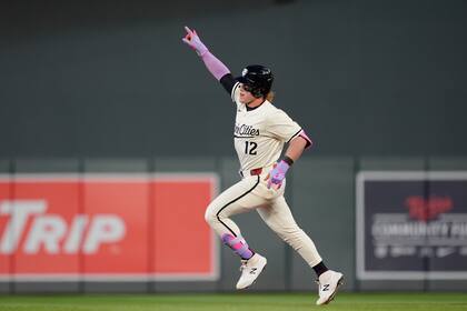 Buxton y Bader disparan grandes cuadrangulares y Mellizos se imponen 5-2 a los Orioles