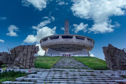 Buzludzha, la sede del partido comunista búlgaro, en ruinas