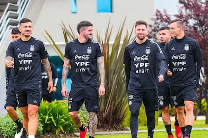 ByBit, empresa de criptomonedas, apareció en la ropa de entrenamiento de la Selección a fines de 2021