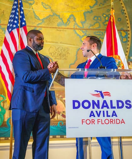 Byron Donalds y Bryan Ávila tienen un 48% de intención del voto, según un sondeo realizado por Mason-Dixon