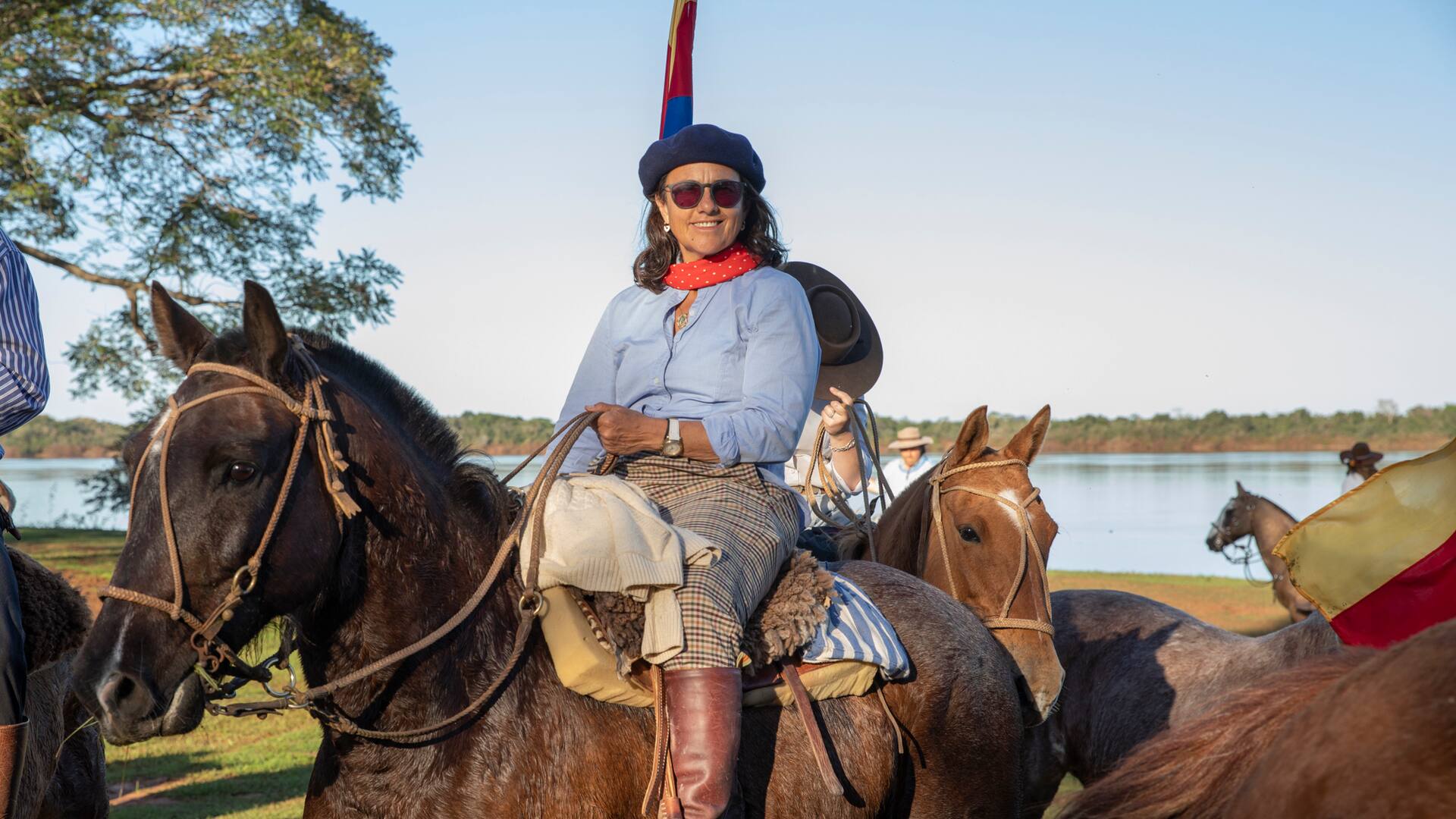 Lucio Aspiazú es pionero en la cabalgata.