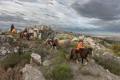 Cabalgata al atardecer en la Reserva del Tigre.