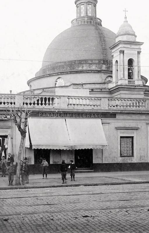 Cabildo entre Juramento y Echeverría a comienzos del siglo pasado.