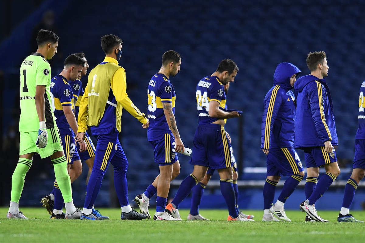 Cabizbajo, Boca se retiró de la Bombonera sabiendo que desperdició una gran posibilidad de escaparle a la presión de ganar en la última fecha.