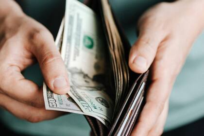 Cada 30 de septiembre, las autoridades del estado analizan el aumento del sueldo mínimo estatal para el próximo año