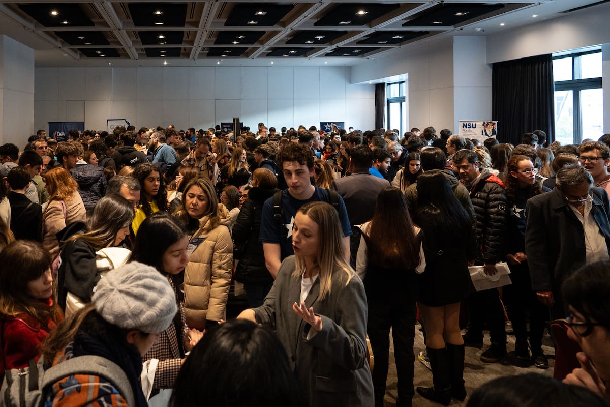 Cada año crece el interés de estudiantes argentinos por la feria EducationUSA