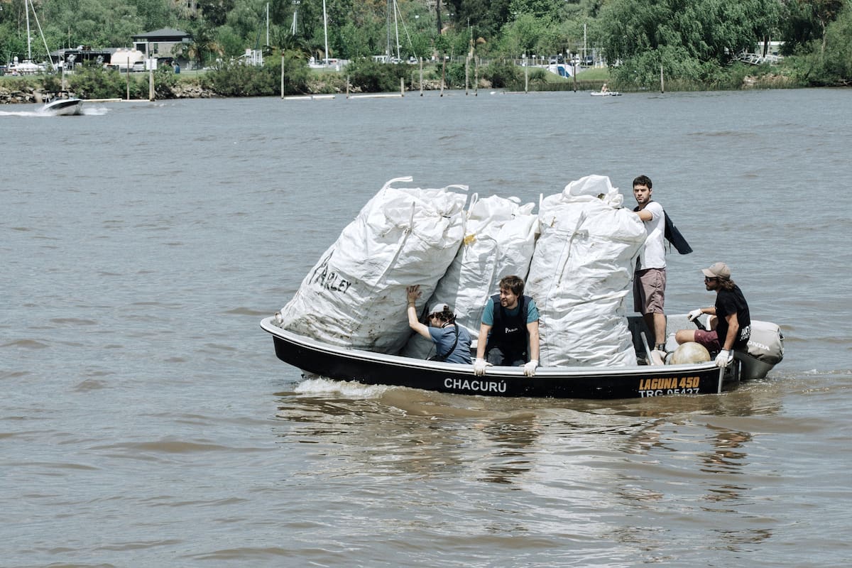 Cada año, ocho millones de toneladas de basura al año son arrojadas al mar