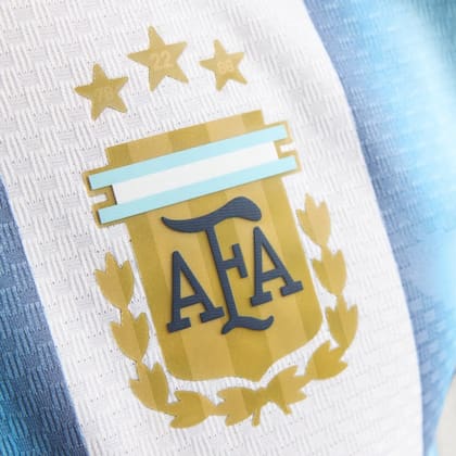 Cada estrella simboliza los campeonatos mundiales que ganó la selección