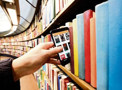 Cada mes hay 400 millones de subidas de contenidos