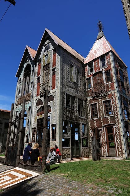 Cada recoveco del parque de Campanópolis es una postal con una mística especial.