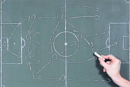 Cada técnico tiene su preferencia, pero en el campeonato argentino la gran mayoría se la juega con la línea de 4 defensores