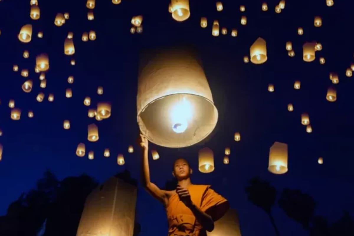 "Cada uno de nosotros tiene seis tipos de conciencia diferentes: la conciencia del ojo, la del oído, la de la nariz, la de la lengua, la del tacto y la de la mente, y todas dependen, para poder surgir, de propiedades materiales".
