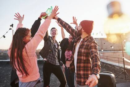 Cada vez más compañías en Estados Unidos dan a sus empleados los viernes libres