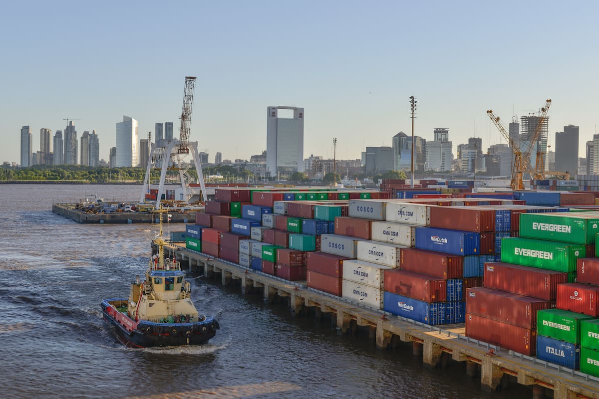 Cada vez más empresas con deuda por importaciones admiten el Bopreal para tratar de regularizarlas