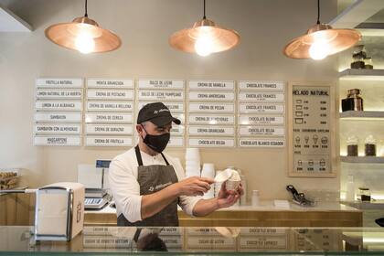 Cada vez más heladerías los incorporan a sus pizarras e incluso abren establecimientos exclusivamente dedicados al plant based