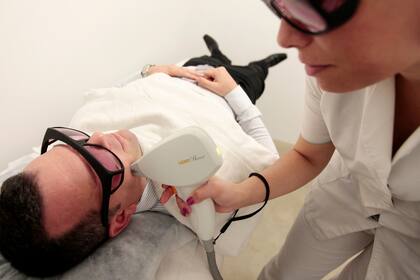 Cada vez más hombres se animan a la depilación definitiva