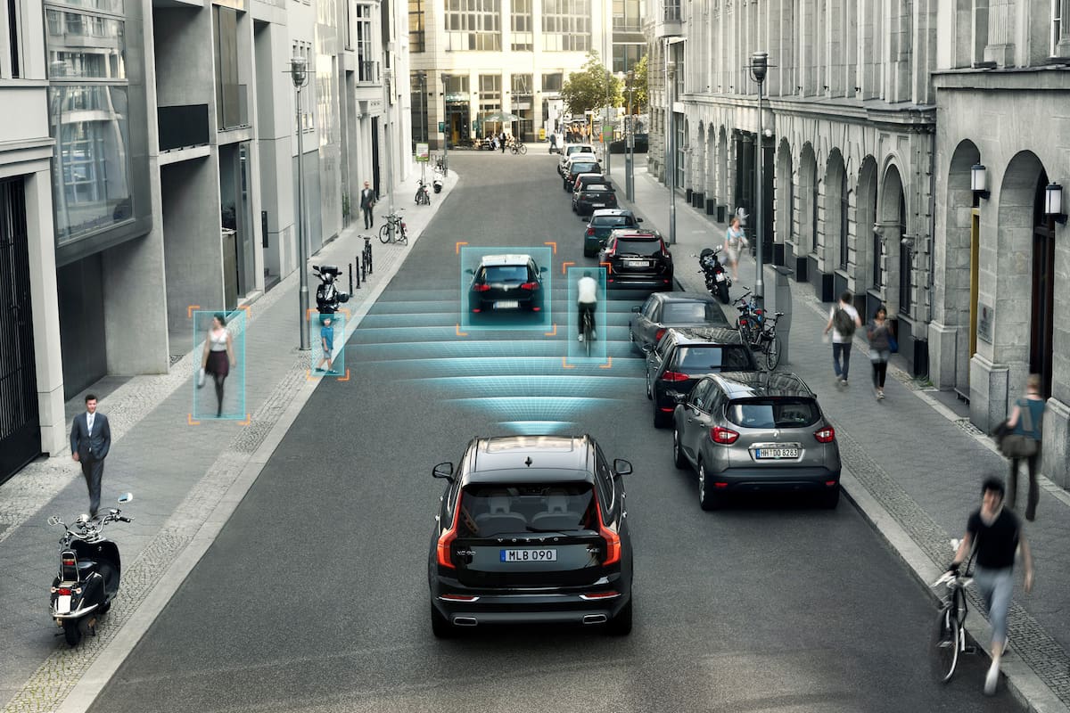 Cada vez más modelos ofrecen sistemas de asistencia a la conducción como parte de su equipamiento