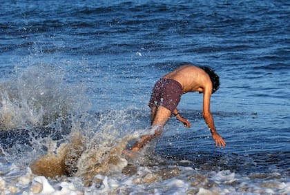 "Cada vez que vuelvo, la repito", decía Charly García sobre su pirueta en el mar
