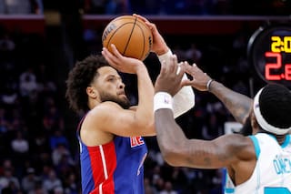 Cade Cunningham anota 30 puntos y Pistons resisten ante Hornets para ganar 97-89