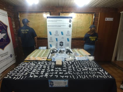 Cae una banda que vendía droga al menudeo en villa La Cava