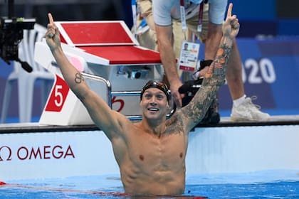 Caeleb Dressel consigue algo común: oro para Estados Unidos en natación.