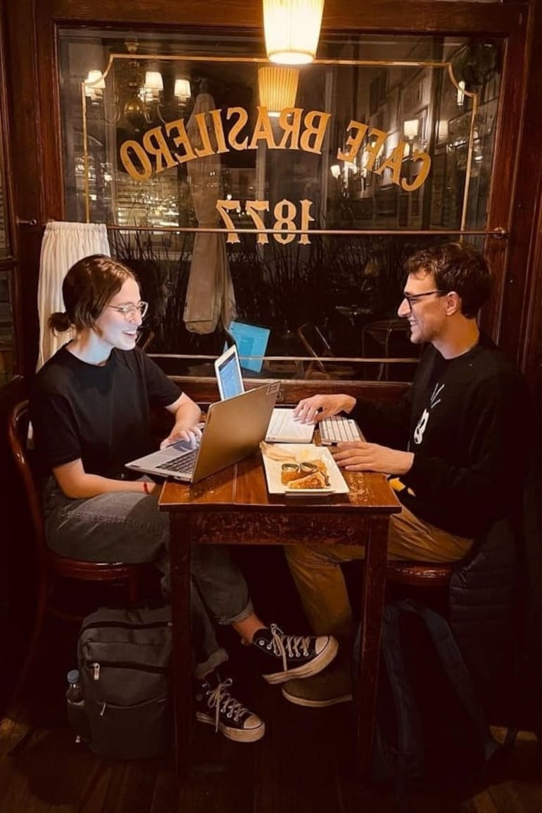 Café Brasilero, desde 1877, un clásico de la ciudad.