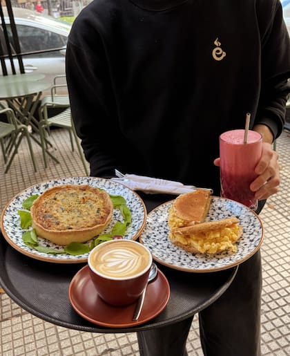 Café de especialidad, pastelería y cocina