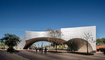 Caixa Forum de Sevilla, del español Guillermo Vázquez Consuegra