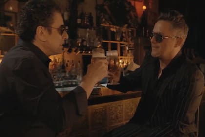 Calamaro y Sanz, en la tercera canción que el argentino versiona para su próximo álbum