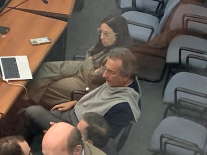 Calcaterra junto a su defensora en Cuadernos, la abogada Onetto