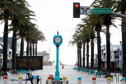 California fue el primer estado de Estados Unidos en deponer una orden para permanecer en casa
