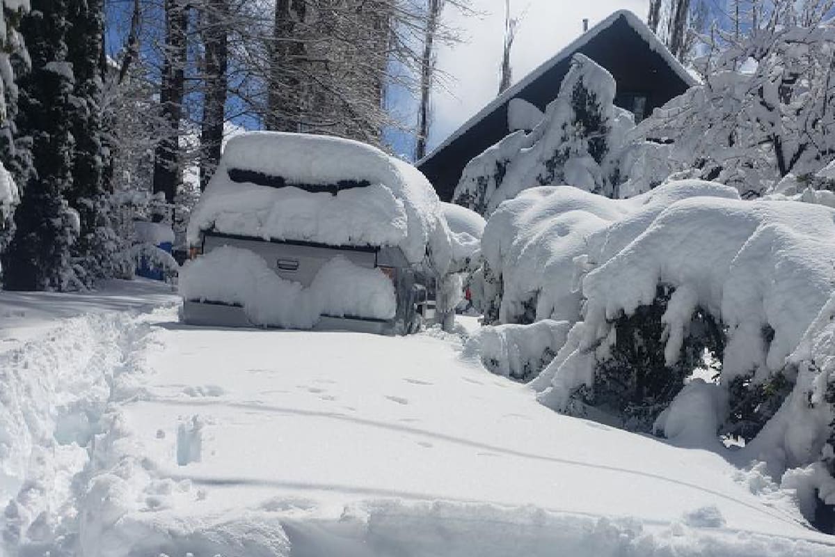 California se cubrió de blanco en los últimos días; las afectaciones continuarán el fin de semana