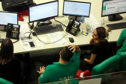 Callcenter del SAME, uno de los puntos de mayor actividad por estas horas