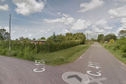 Calle 411 entre 156 y 157 en Arturo Seguí, La Plata donde un policía mató a su expareja