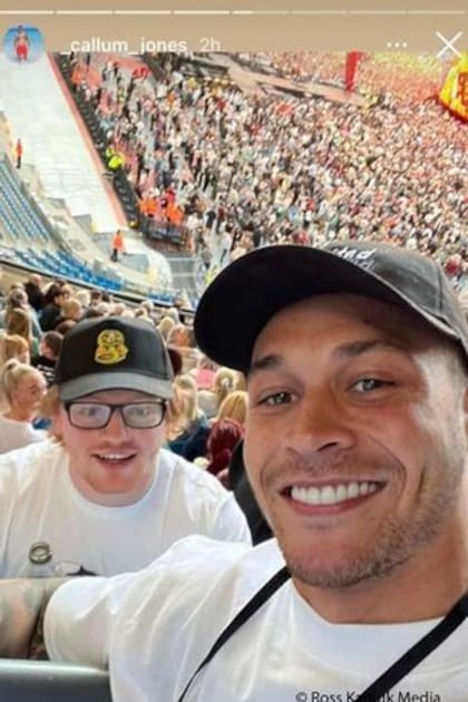 Callum Jones, un reconocido influencer, se sacó una foto con Wes en el recital