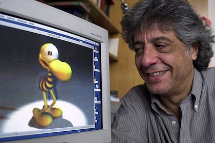 Caloi junto a su querido personaje Clemente