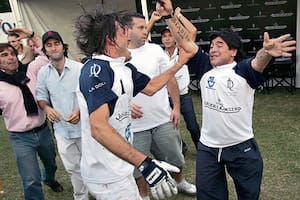 Cambiaso y Maradona, dos Nº 1 inigualables en lo suyo, saltaron y celebraron en el palenque de
La Dolfina