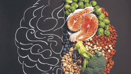 Cambios en los hábitos alimenticios puede generar efectos positivos en la protección de la salud mental
Foto: iStock