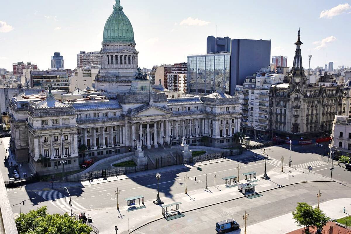 Cambios para el pase del monotributo a autónomos, blanqueo laboral y cuestiones vinculadas al comercio y la competencia están entre los temas que se debatirían este año en el Congreso Nacional